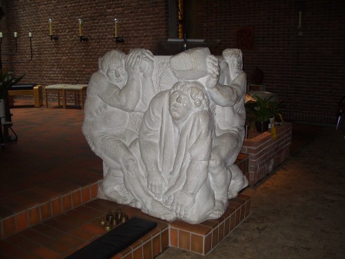 Скульптура побиения Стефана камнями