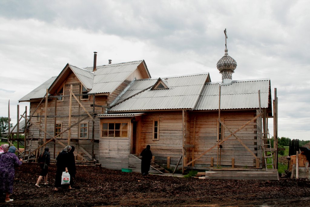 Женский монастырь в деревне Ершовка